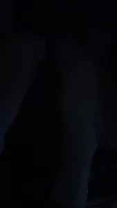 女友边开车边足交