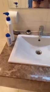 镜子前面猛干骚逼。射在丝袜上，黑龙江地区收女奴，出部分女主原味。