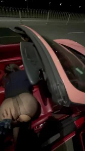 （原创）川航空姐 她说喜欢玩点刺激的 马路车震 人来人往